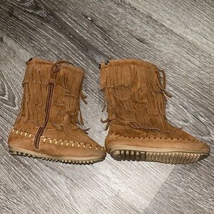 Baby/Toddler fringe moccasin boots